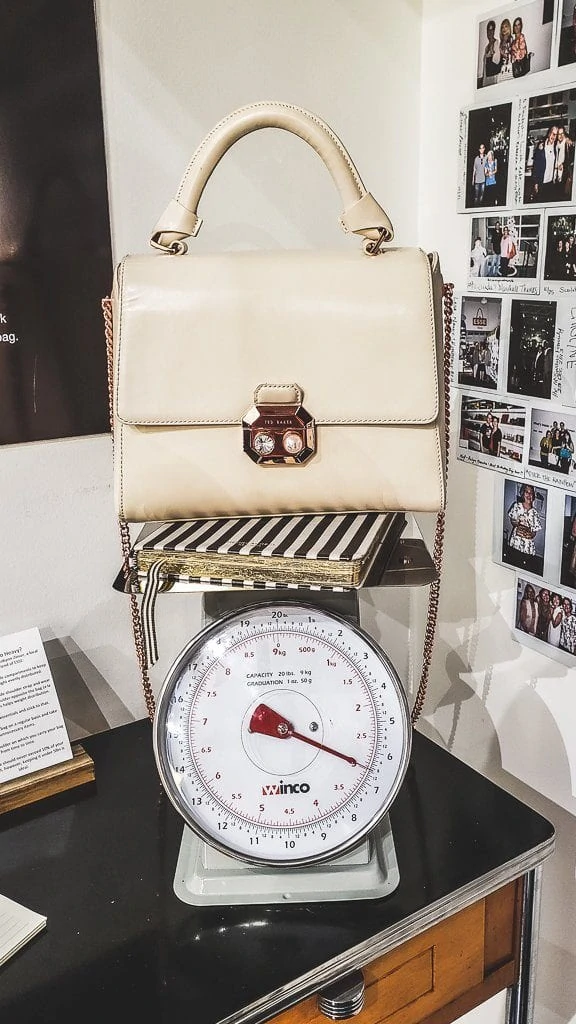 Esse Purse Museum Handbag Scale